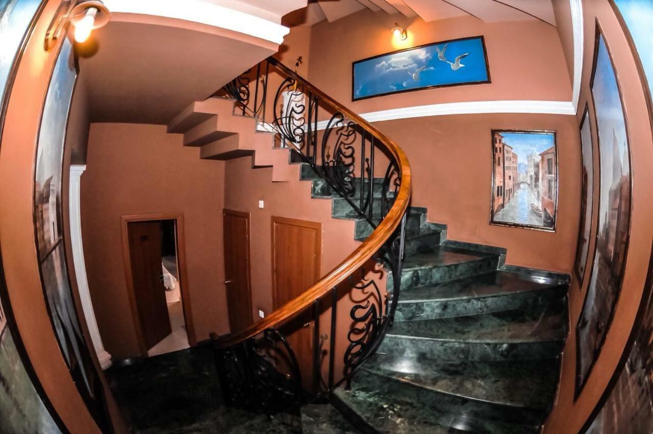 Apart Voyage Batumi Eksteriør bilde